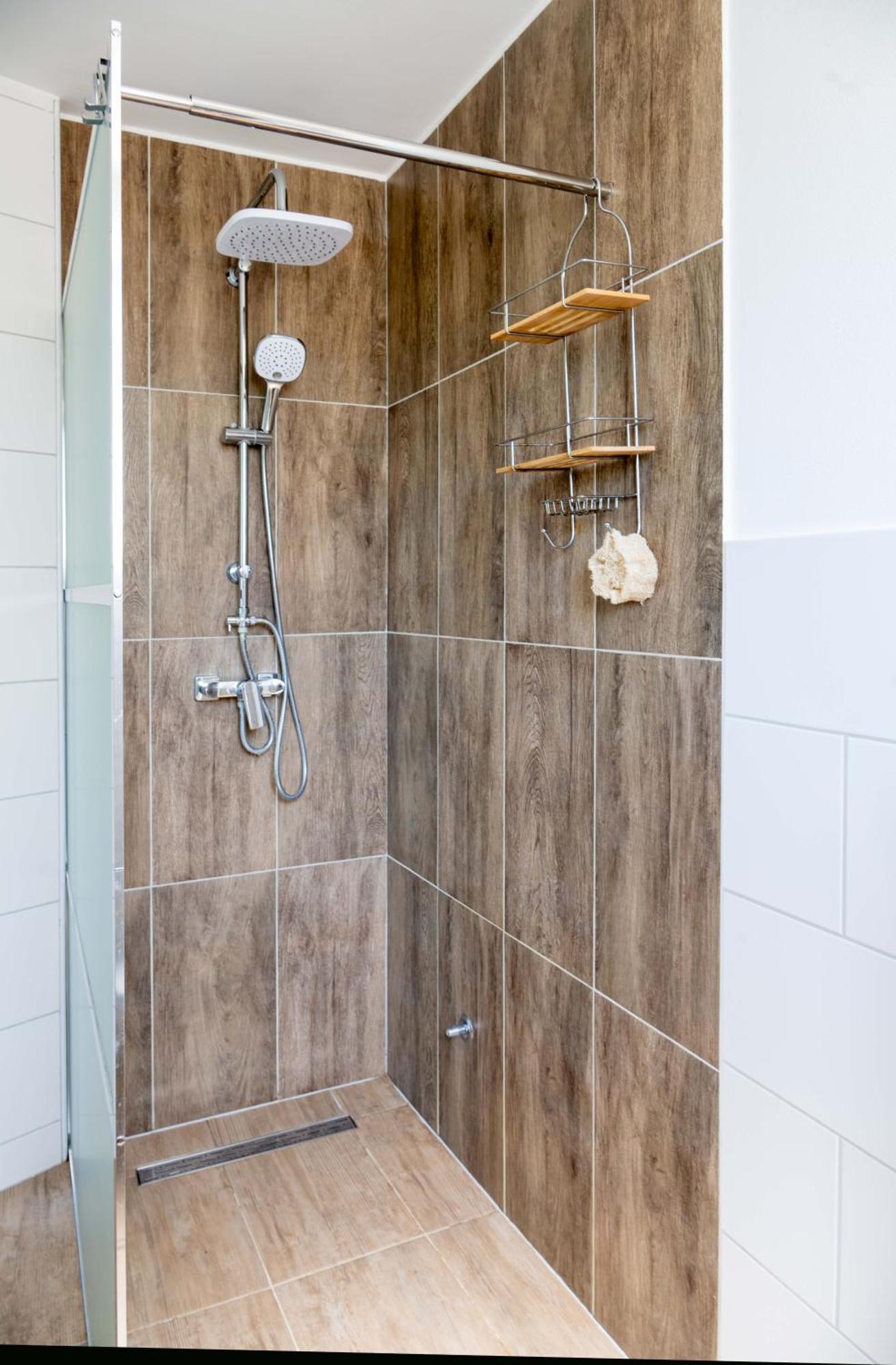 Apartma Salvia-Guest House Lucija Ngoại thất bức ảnh
